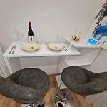 דירה Raymihome Rubiana *